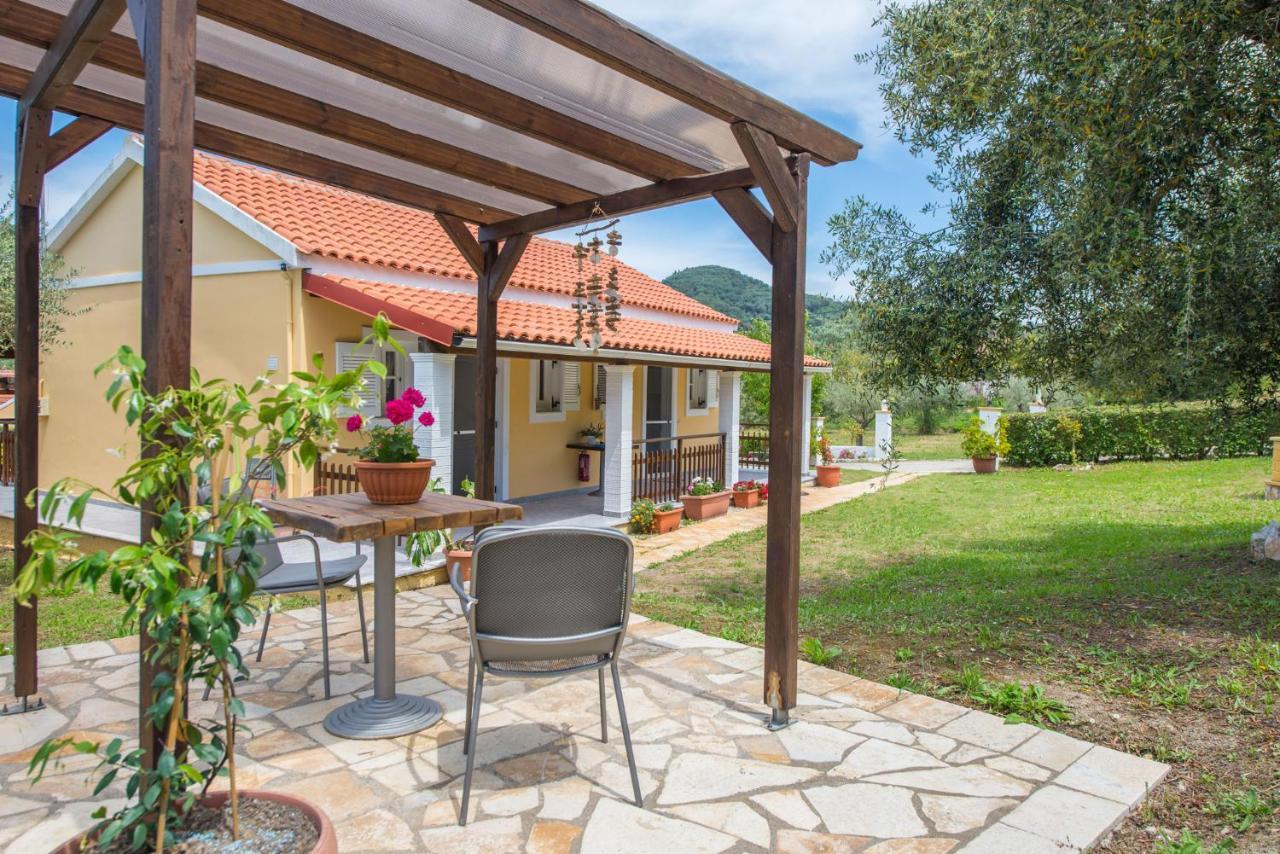 Serenity Studios Arillas  Eksteriør bilde