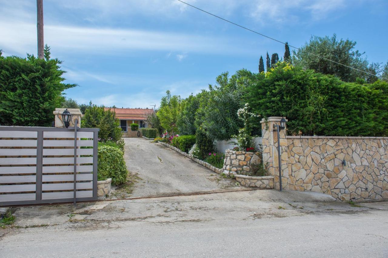Serenity Studios Arillas  Eksteriør bilde